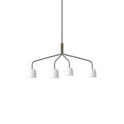 Gubi Kroonluchter Howard 4-lamps 134x103 cm wit/gunmetal