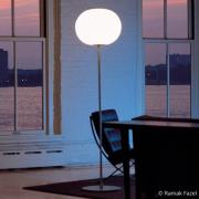 FLOS Glo-Ball Floor 2 vloerlamp, mat zilver