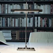 FLOS Goldman - tafellamp met USB, rookgrijs